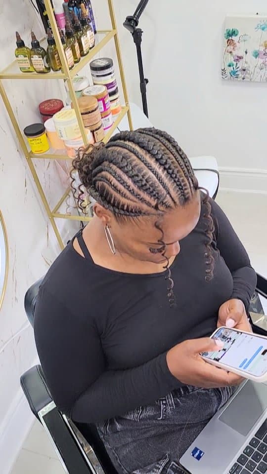 Cornrows (Feed-In Cornrows) in Brampton, ON