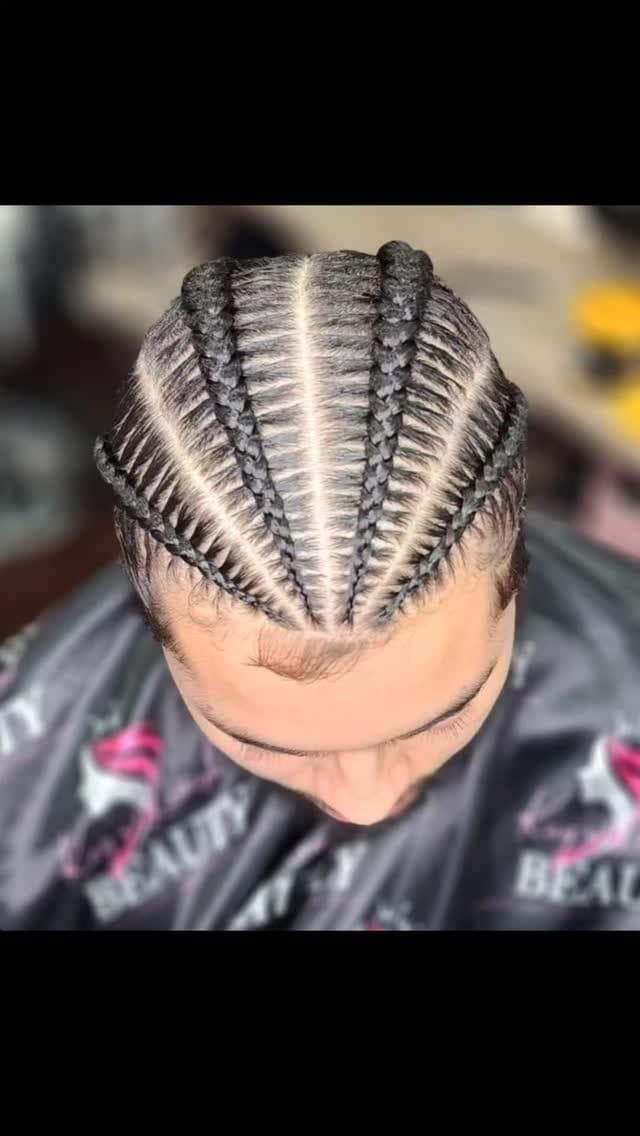Cornrows (Feed-In Cornrows) in Brampton, ON