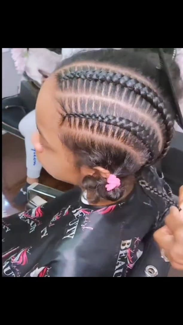 Cornrows (Feed-In Cornrows) in Brampton, ON